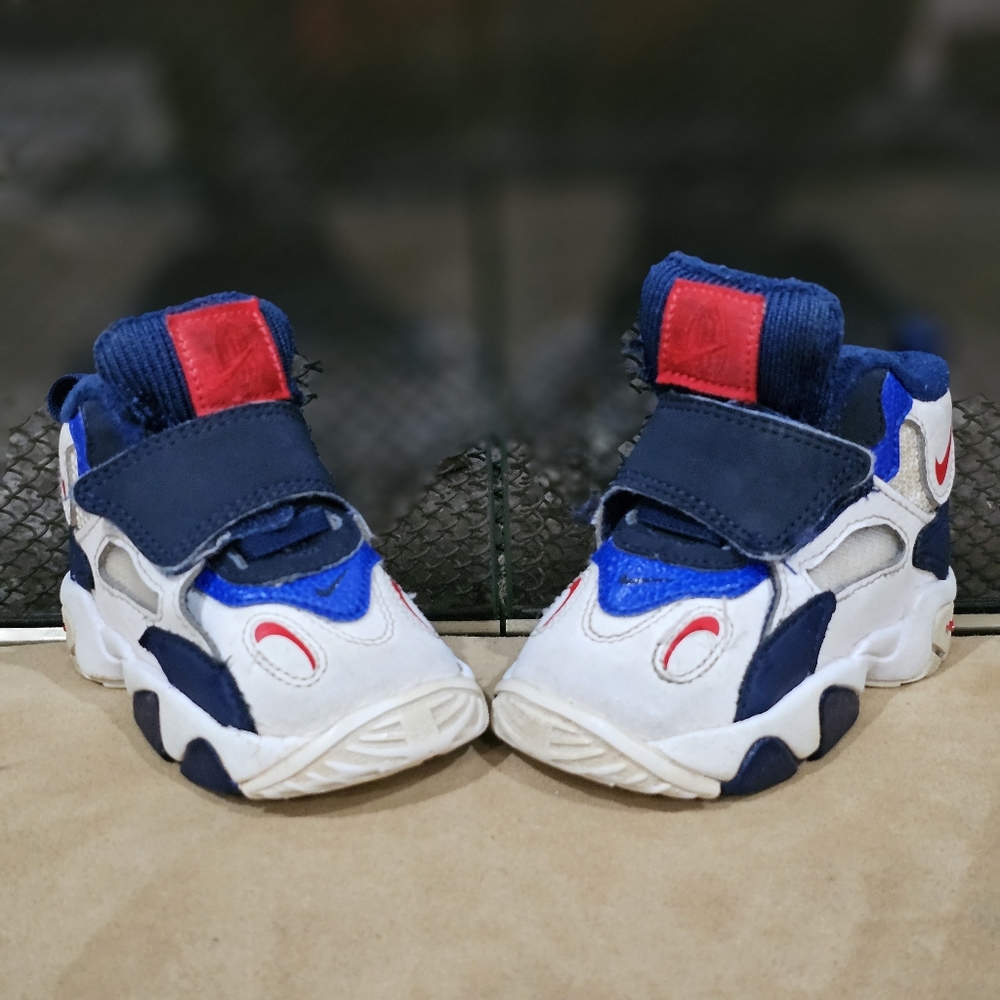 Nike Diamond Turf